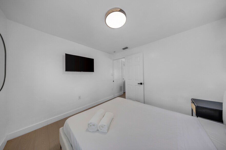 More Photos Of 268 NW 34th St, Miami Apartments For Sale