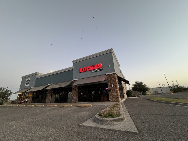 More Photos Of 1402 S Jackson Rd, McAllen Freestanding For Lease
