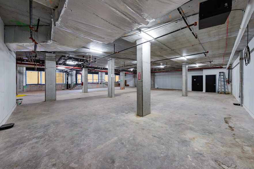 More Photos Of 40 Bruckner Blvd, Bronx Apartments For Lease