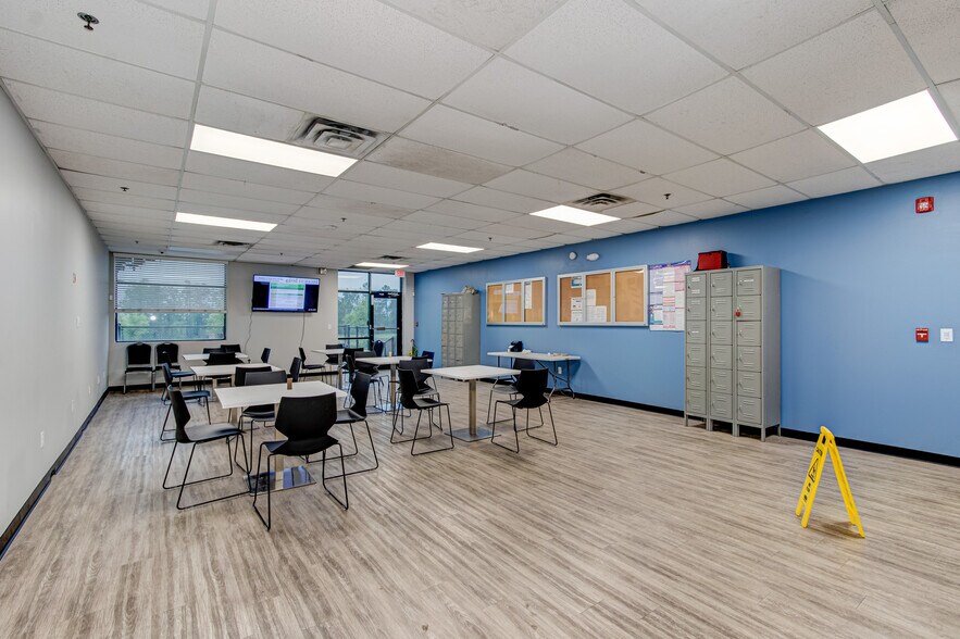 More Photos Of 1043 Global Ave, Graniteville Distribution For Lease