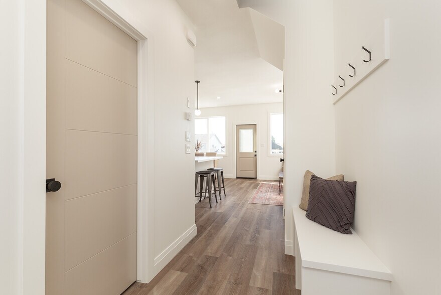 More Photos Of 304 50 w, Raymond Multifamily For Sale