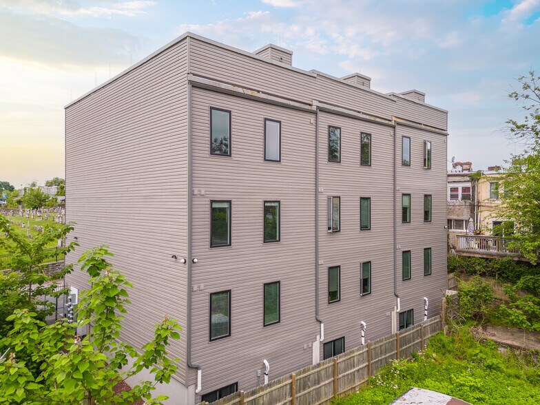 More Photos Of 85 E Sharpnack St, Philadelphia Apartments For Sale