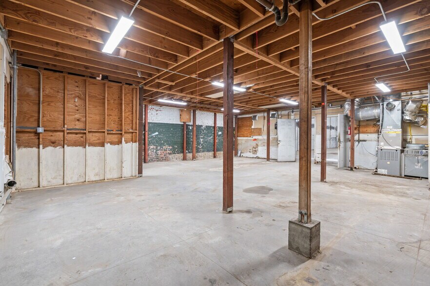 More Photos Of 865 Post St, San Francisco Storefront For Lease