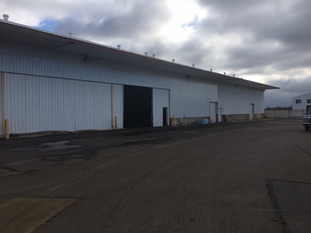 More Photos Of 3151 Waconda Rd NE, Gervais Warehouse For Lease
