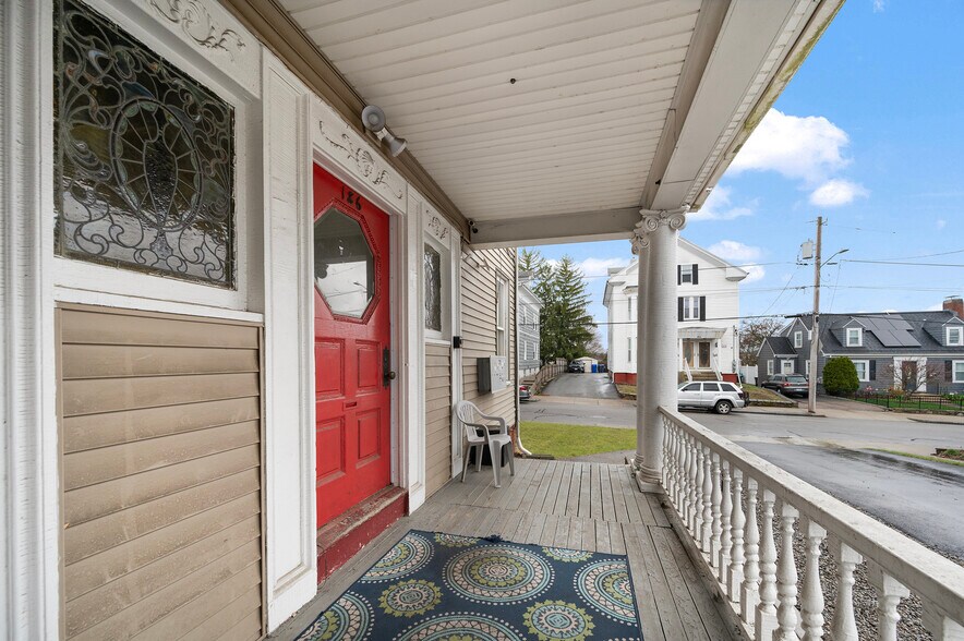 More Photos Of 186 Summit St, Pawtucket Apartments For Sale