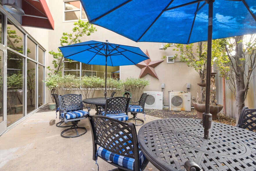 More Photos Of 546 S 200 W, Salt Lake City Office For Sale