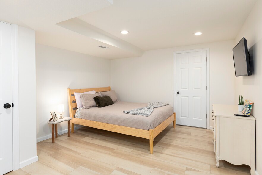 More Photos Of 11578 Duncan Plains Rd, Johnstown Specialty For Sale