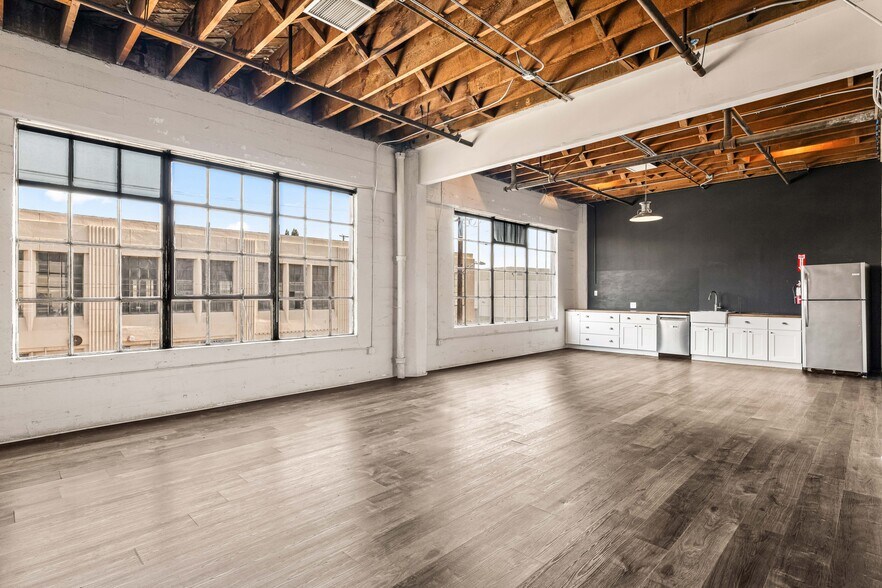 More Photos Of 932 Wilson St, Los Angeles Loft Creative Space For Lease