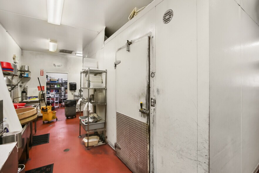 More Photos Of 1560 Butte House Rd, Yuba City Restaurant For Sale