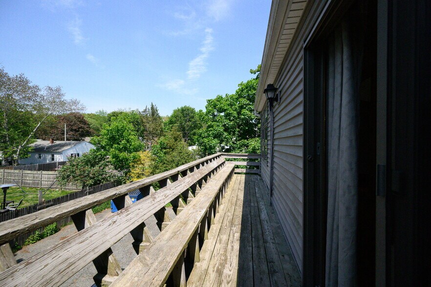 More Photos Of 275 W Main St, Norton Office Residential For Sale