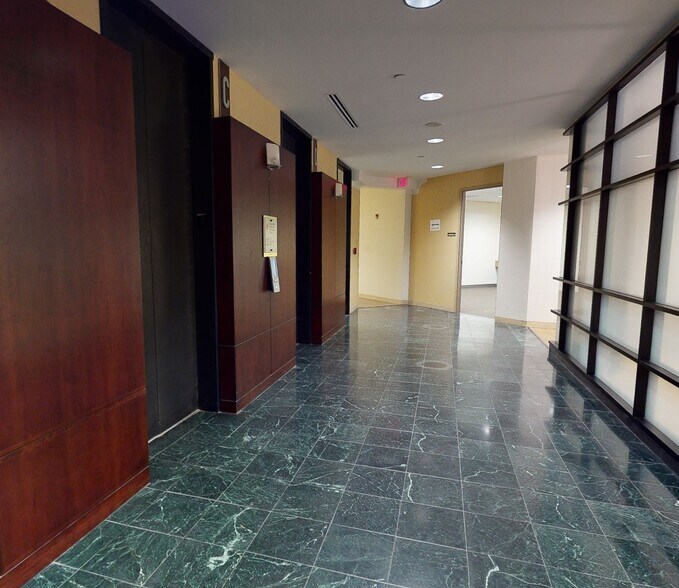 More Photos Of 901 E Cary St, Richmond Unknown For Lease