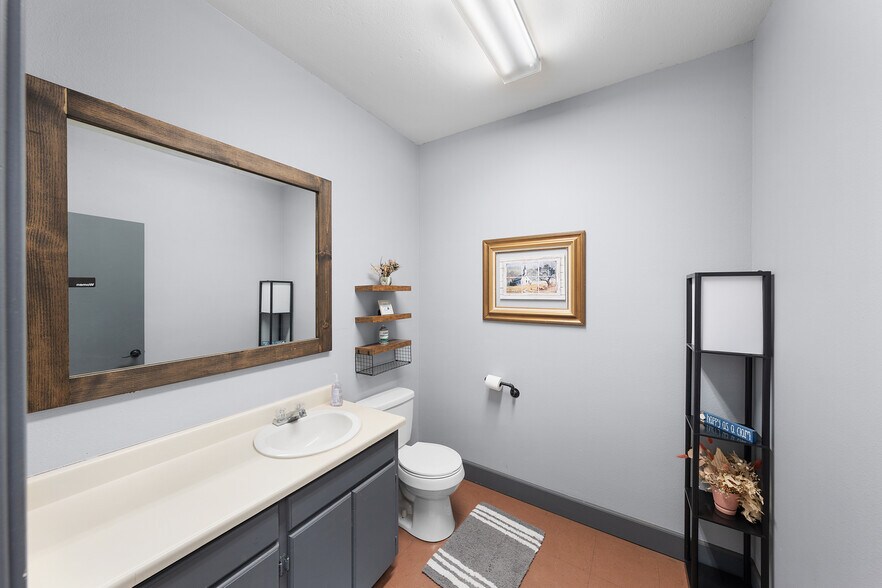 More Photos Of 14733 E State Hwy 11, Como Warehouse For Sale