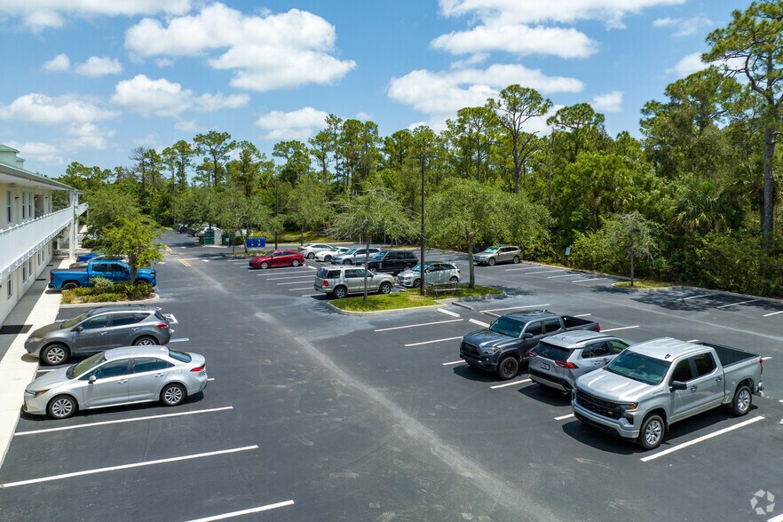 More Photos Of 1860 82nd Ave, Vero Beach Unknown For Lease