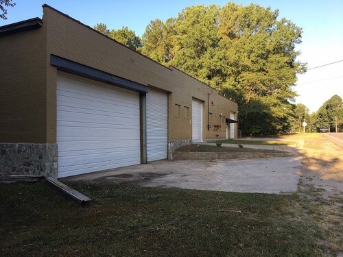 More Photos Of 710 Fields Dr, Sanford Industrial For Sale