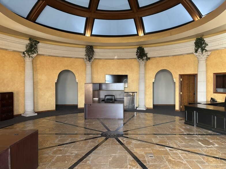 More Photos Of 3400 W O St, Lincoln Manufacturing For Sale