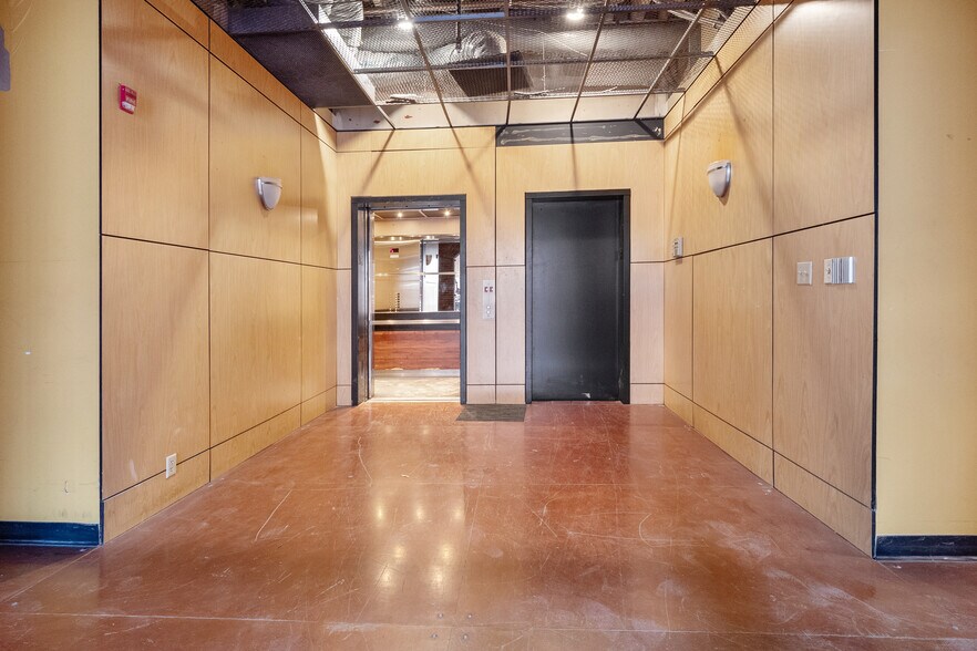 More Photos Of 612 N 2nd St, Saint Louis Office For Lease