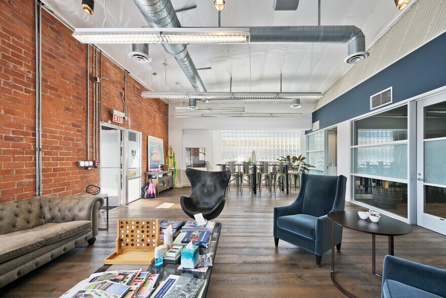 More Photos Of 3830 Clarington Ave, Culver City Loft Creative Space For Lease