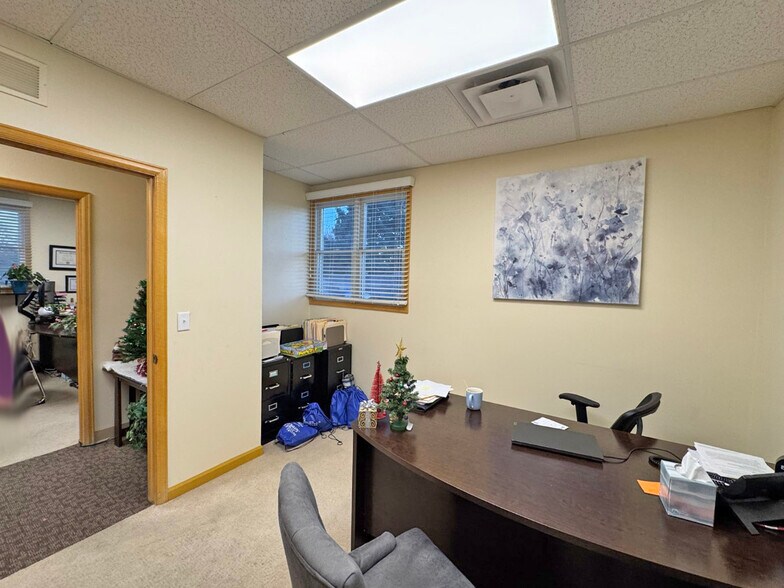 More Photos Of 2154-2162 W Eisenhower Blvd, Loveland Office For Sale