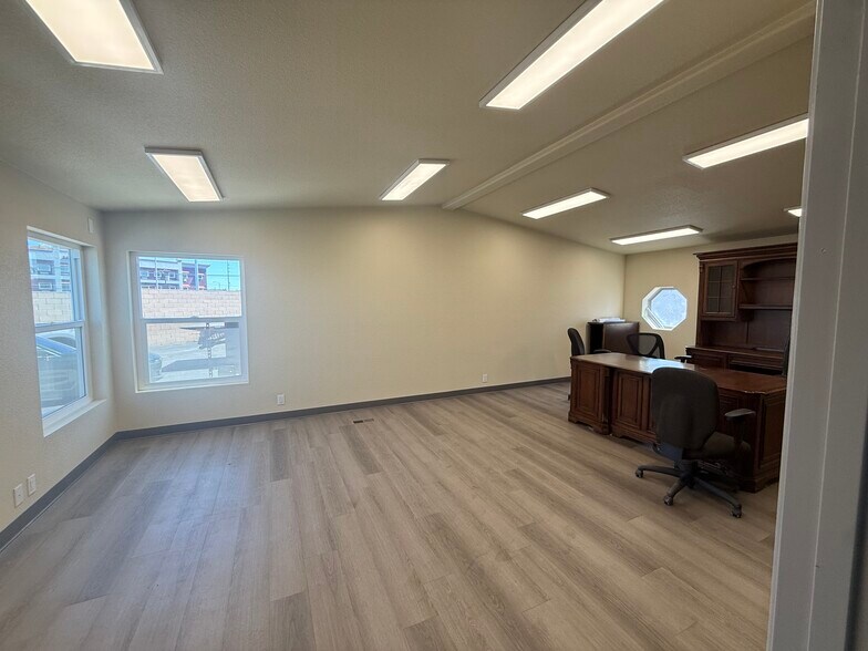 More Photos Of 1735 Athol Ave, Henderson Land For Lease