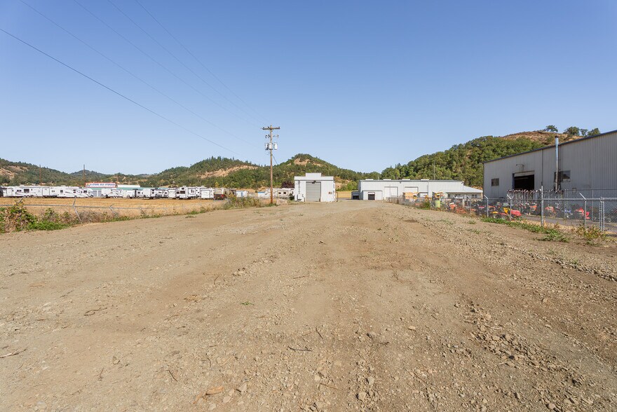 More Photos Of 180 Weyerhaeuser Dr N, Roseburg Warehouse For Sale