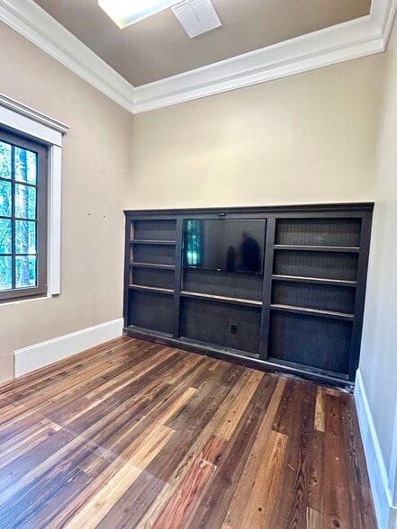 More Photos Of 34 New Orleans Rd, Hilton Head Island Office For Sale