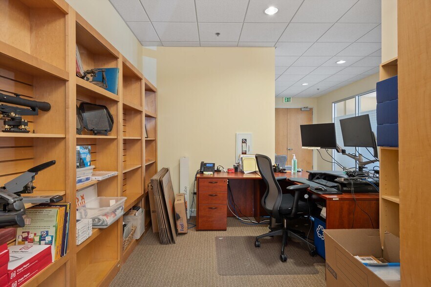 More Photos Of 1550 Airport Blvd, Santa Rosa Office For Lease