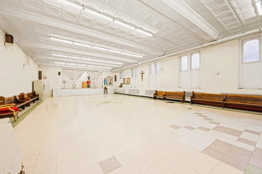 More Photos Of , Staten Island Specialty For Sale