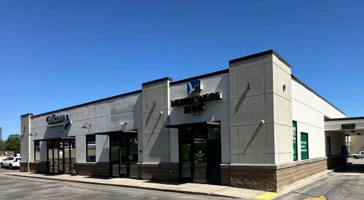 Primary Photo Of 1620 W Mason St, Green Bay General Retail For Lease