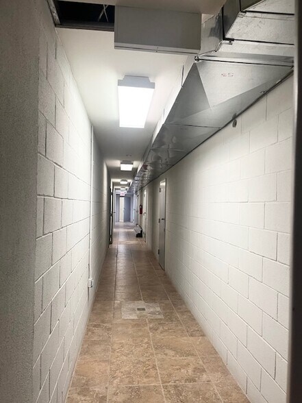 More Photos Of 405-407 Gates Ave, Brooklyn Loft Creative Space For Sale