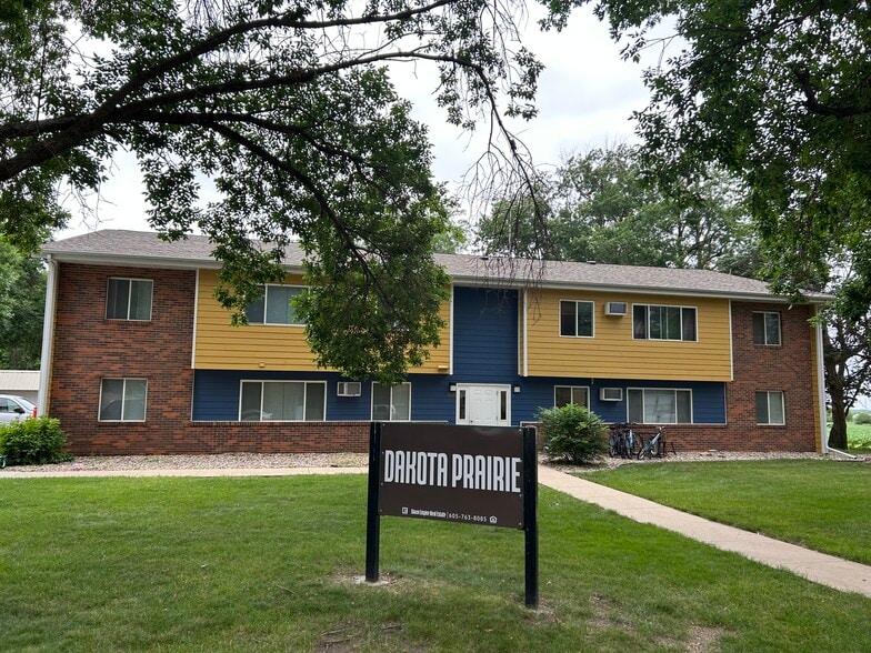 Primary Photo Of 509 N 5th St, Beresford Apartments For Sale