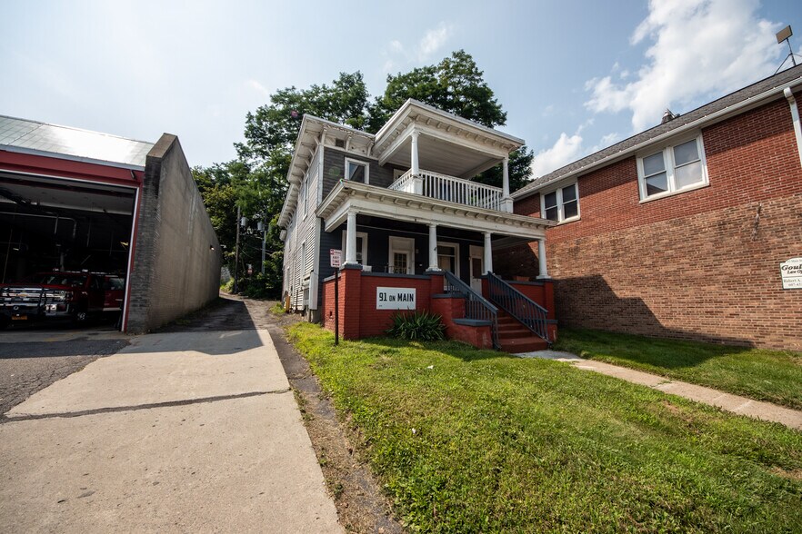 More Photos Of 91 Main St, Oneonta Apartments For Sale