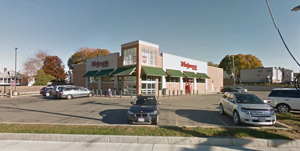 Primary Photo Of 324 Hancock St, Quincy Drugstore For Lease