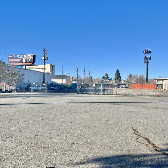 More Photos Of 85 Gentry Way, Reno Land For Lease