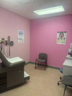 More Photos Of 3330 W 177th St, Hazel Crest Medical For Lease
