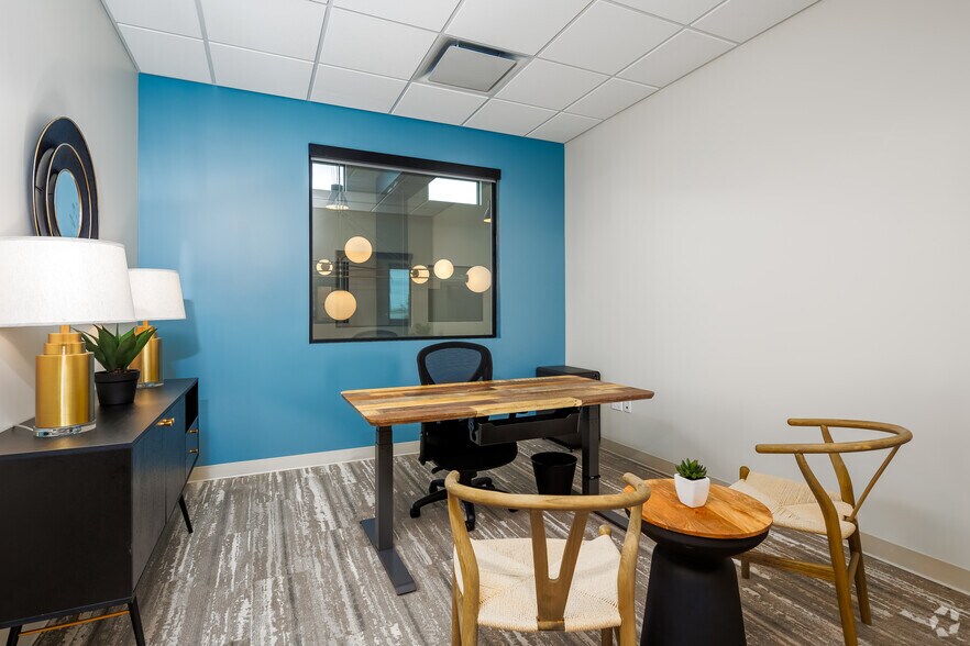 More Photos Of 4324 Mapleshade Ln, Plano Office For Lease
