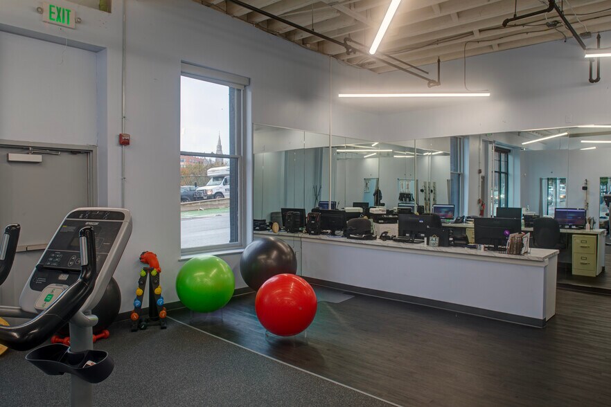 More Photos Of 1900 N Howard St, Baltimore Loft Creative Space For Lease