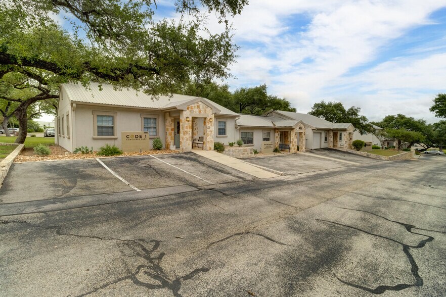 More Photos Of 14101 Hwy 290 W, Austin Unknown For Lease