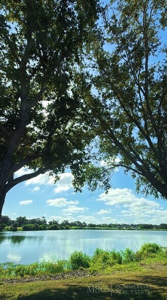 More Photos Of 1891 Porter Lake Dr, Sarasota Light Manufacturing For Sale