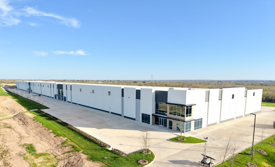 More Photos Of Innovation Industrial Park, San Antonio Unknown For Lease
