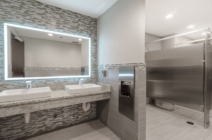 More Photos Of 2503 Del Prado Blvd S, Cape Coral Medical For Lease