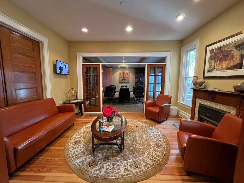 More Photos Of 1725 Gaylord St, Denver Coworking Space