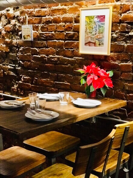 More Photos Of 288 Lark St, Albany Restaurant For Sale