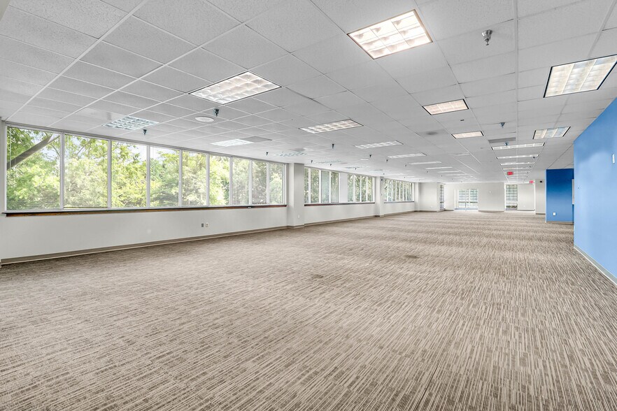 More Photos Of 146 Fairchild St, Charleston Office For Lease