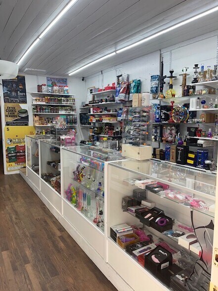 More Photos Of 6225 Highway 114, Lyerly Storefront For Sale