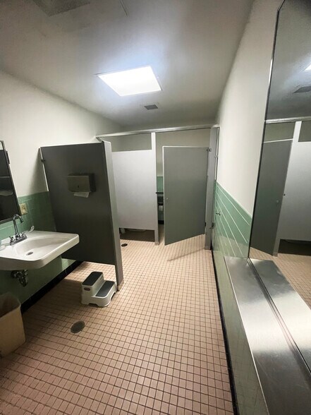 More Photos Of 97 Lucid Dr, Cheektowaga Religious Facility For Sale