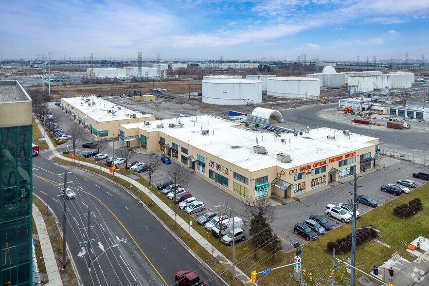 More Photos Of 1270 Finch Ave W, Toronto General Retail For Lease