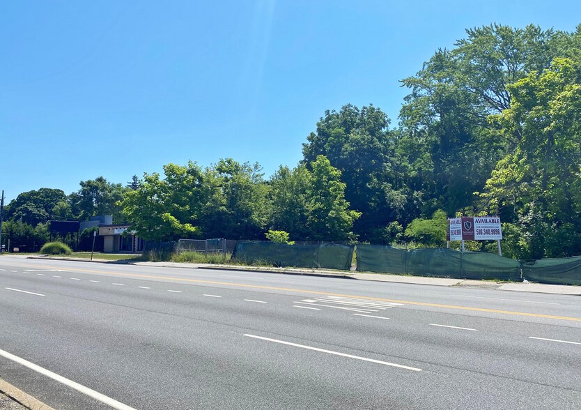 More Photos Of 460-488 E Jericho Tpke, Huntington Station Land For Sale