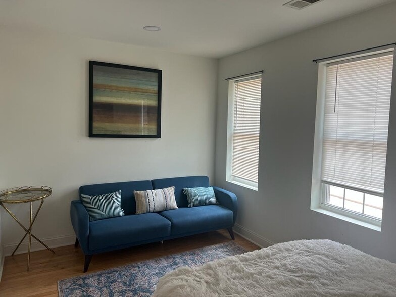 More Photos Of 1924 Benning Rd NE, Washington Office Residential For Sale