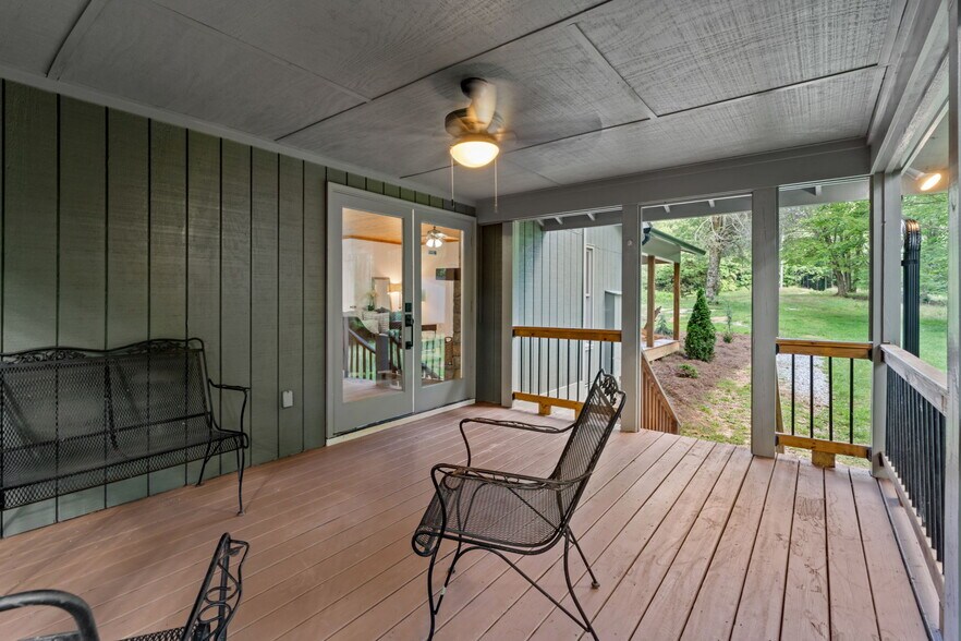 More Photos Of 122 Highlands View Rd, Highlands Specialty For Sale
