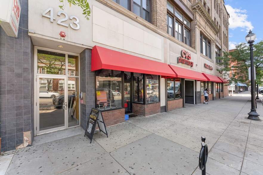 More Photos Of 423 W Broadway, South Boston Office For Lease